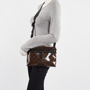 Louis Vuitton Monogram Glaze Canvas Messenger PM Bag